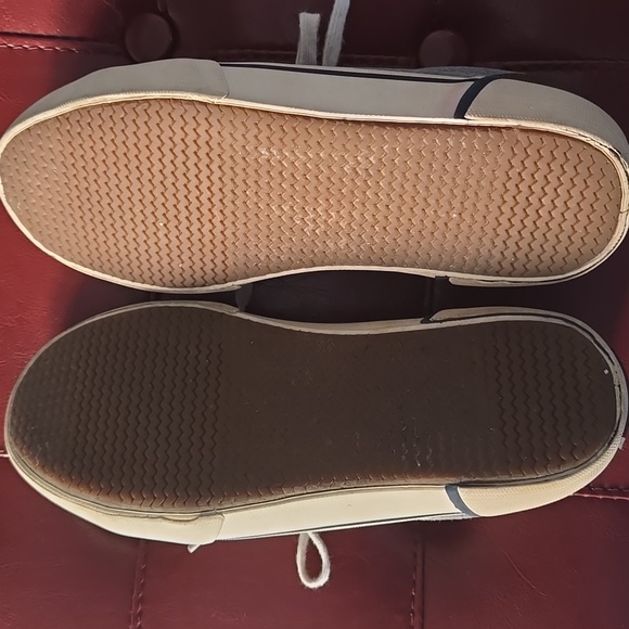 Sperry Topsides - Picture 6 of 6